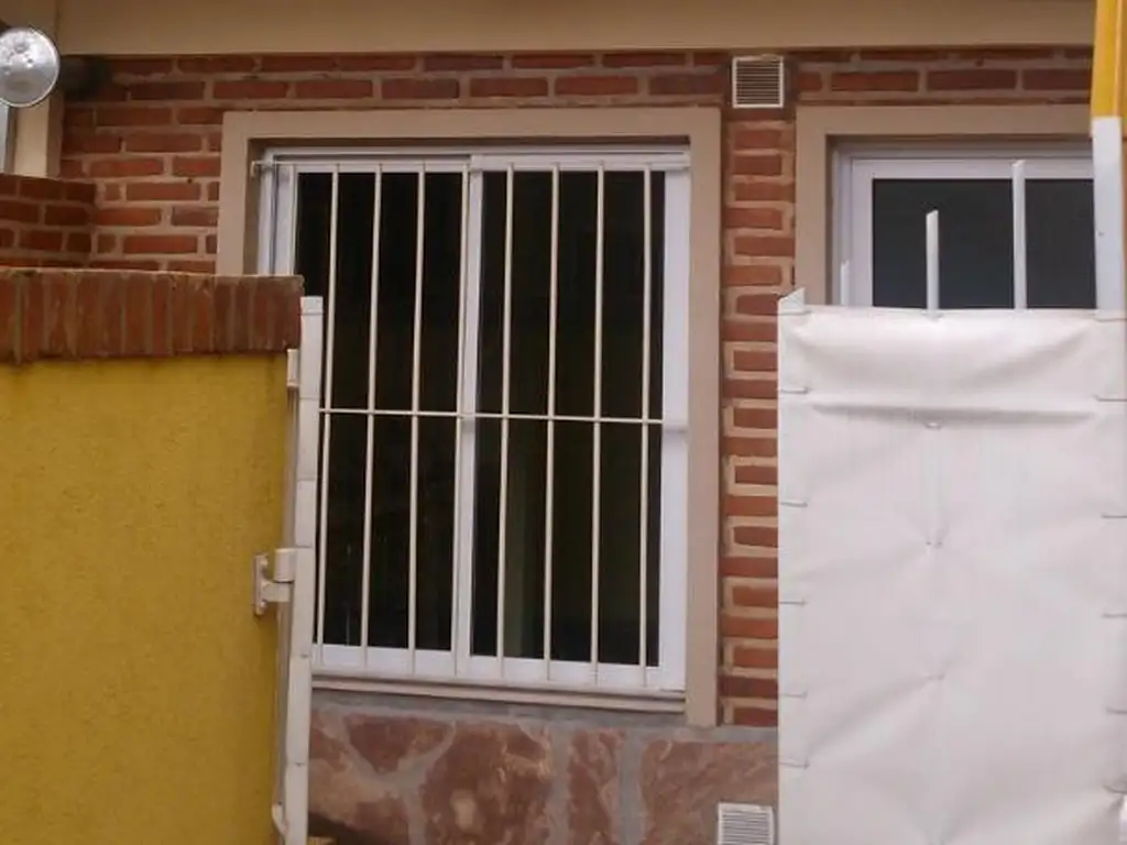 Foto de DEPARTAMENTO TIPO PH DE 2 AMBIENTES CON PATIO SIN EXPENSAS, imagen 4