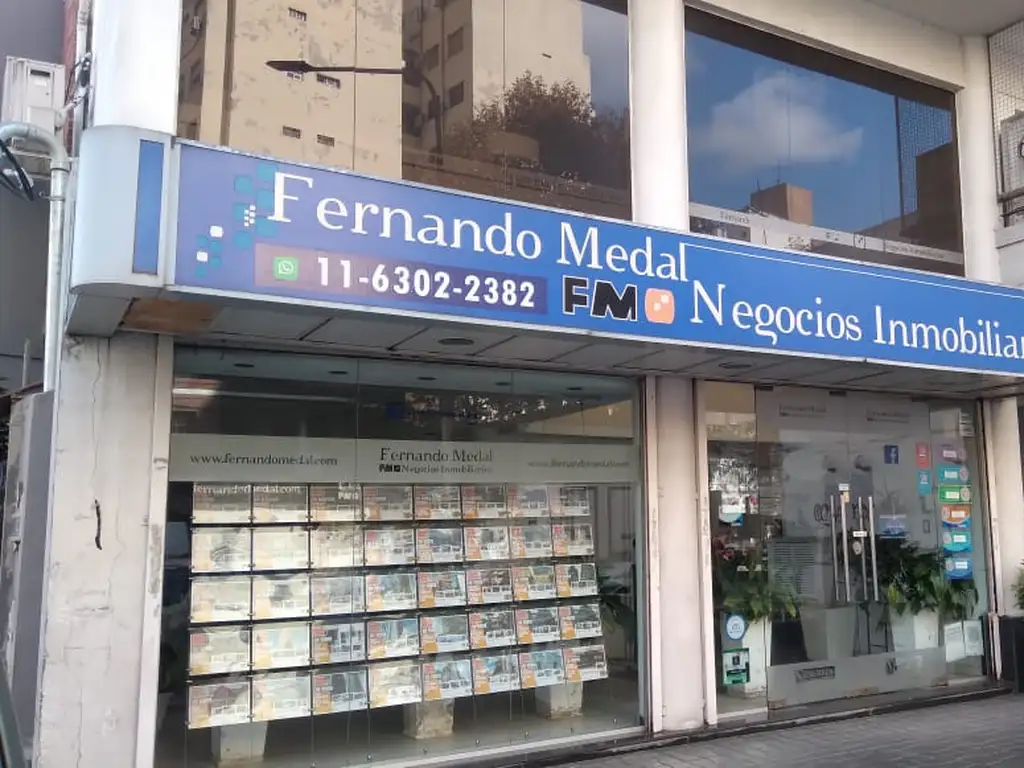 Foto de ALQUILER IMPORTANTE ESQUINA Gran local Zona Ramos Norte, imagen 2