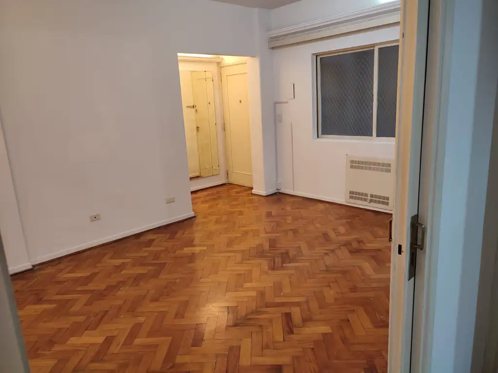 Foto de belgrano 2 1/2 ambientes frente balcon corrido, cocina y baño completos, imagen 1