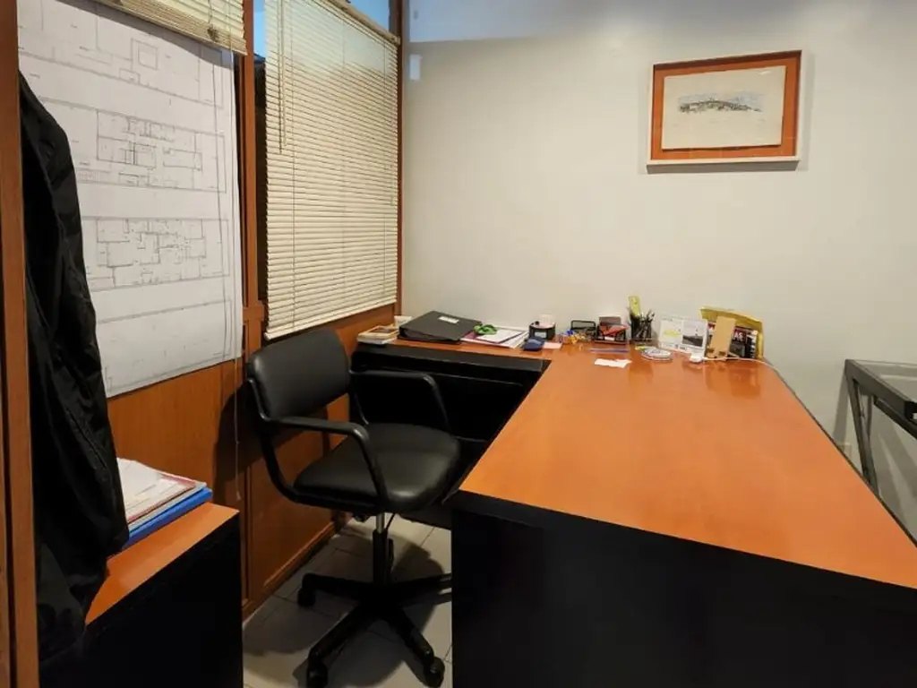 Foto de Excelente local de 45m2 a metros de Av. Rivadavia, imagen 4