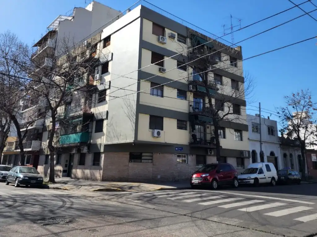 Foto de MUY BUEN DEPARTAMENTO DE 2 AMBIENTES, imagen 1