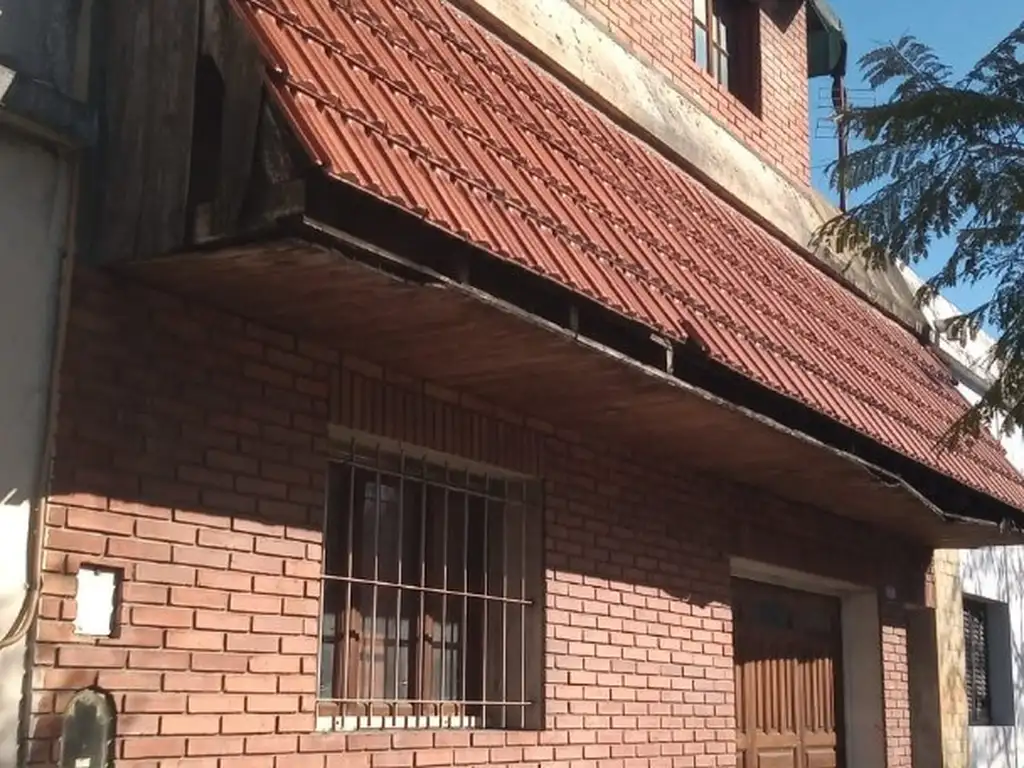 Foto de PH AL FRENTE CON GARAGE EN DOS PLANTAS A RECICLAR, imagen 5