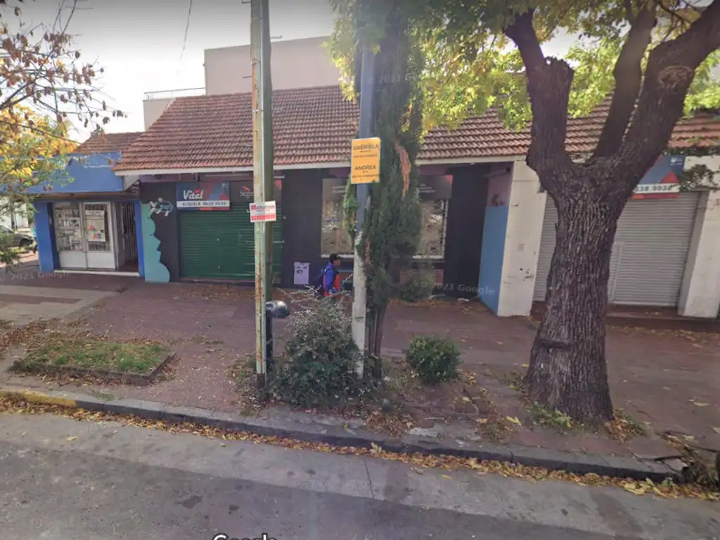 Foto de Venta en block: Esquina compuesta por 3 locales, totalizando 278 m2, imagen 2