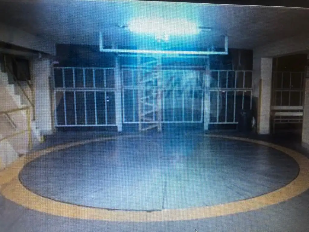 Foto de EXCELENTE COCHERA DOBLE EN EDIFICIO COCHERA, imagen 1