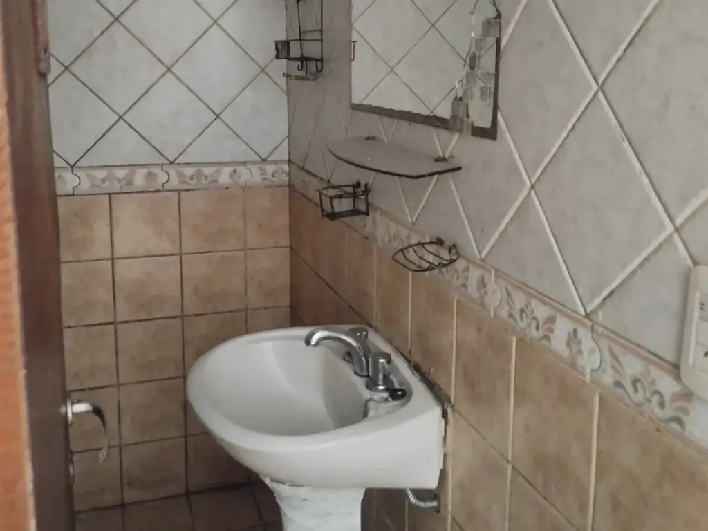 Foto de Zeballos 569 pasillo, un dormitorio, sencillo sin gas 156-162007, imagen 3