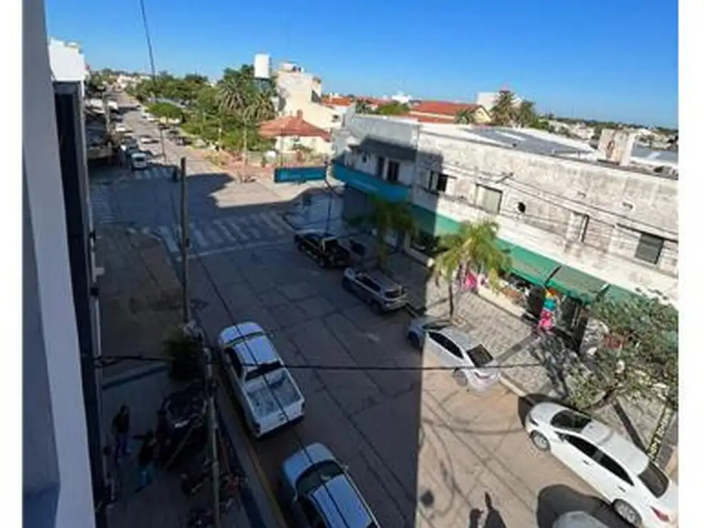 Foto de DEPARTAMENTO 3 AMBIENTES - ZONA CENTRO, PRESIDENTE ROQUE SÁENZ PEÑA, imagen 2