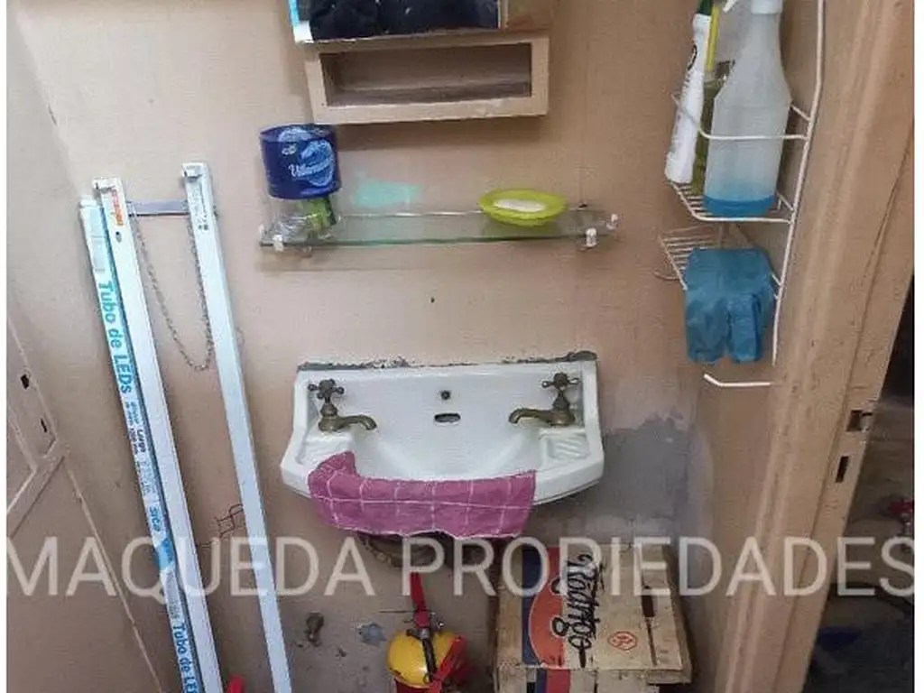 Foto de LOCAL SOBRE AV.EVA PERON, imagen 4