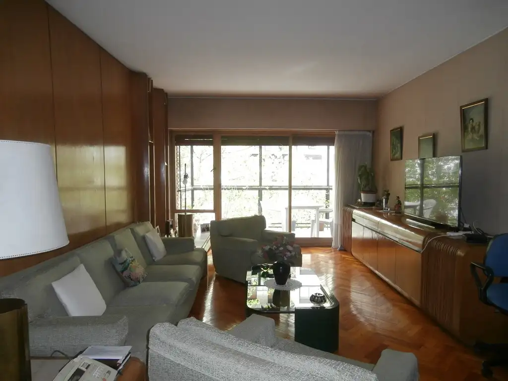 Foto de VENTA DEPTO 5 AMB CON DEP. MAS COCHERA Y BAULERA, imagen 1