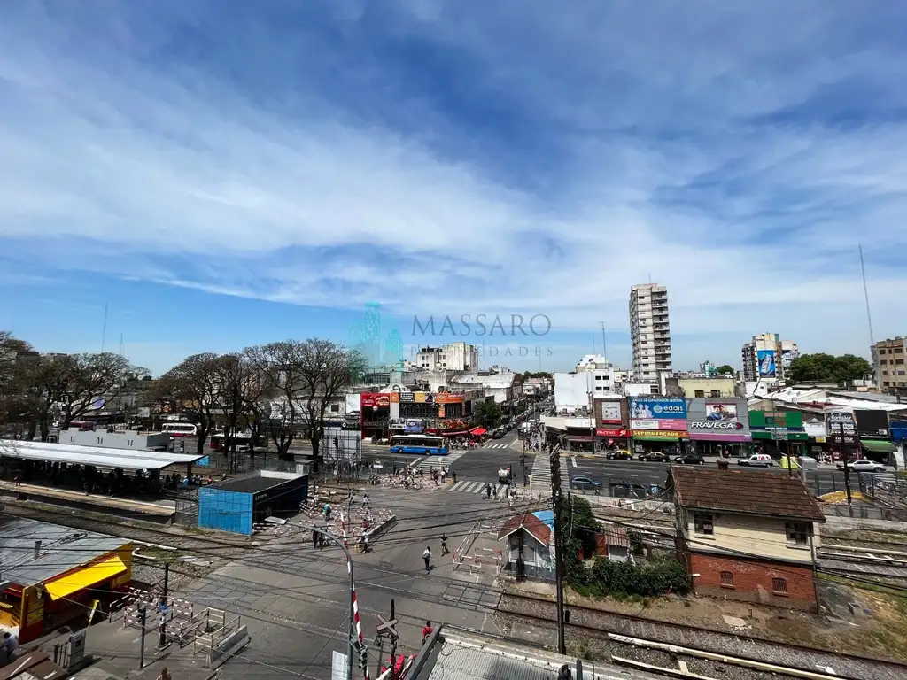 Foto de Departamento 2 ambientes al frente con cochera, Liniers., imagen 4