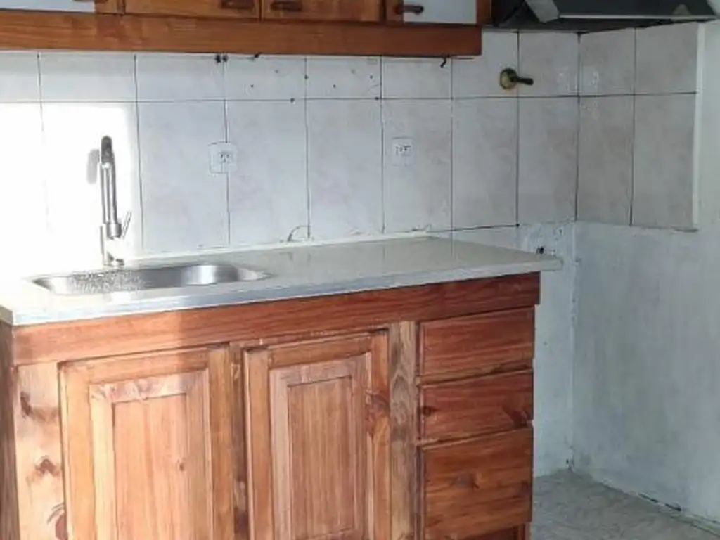 Foto de Alquiler de Local en el centro de Paso del Rey, El Indio 400, imagen 1