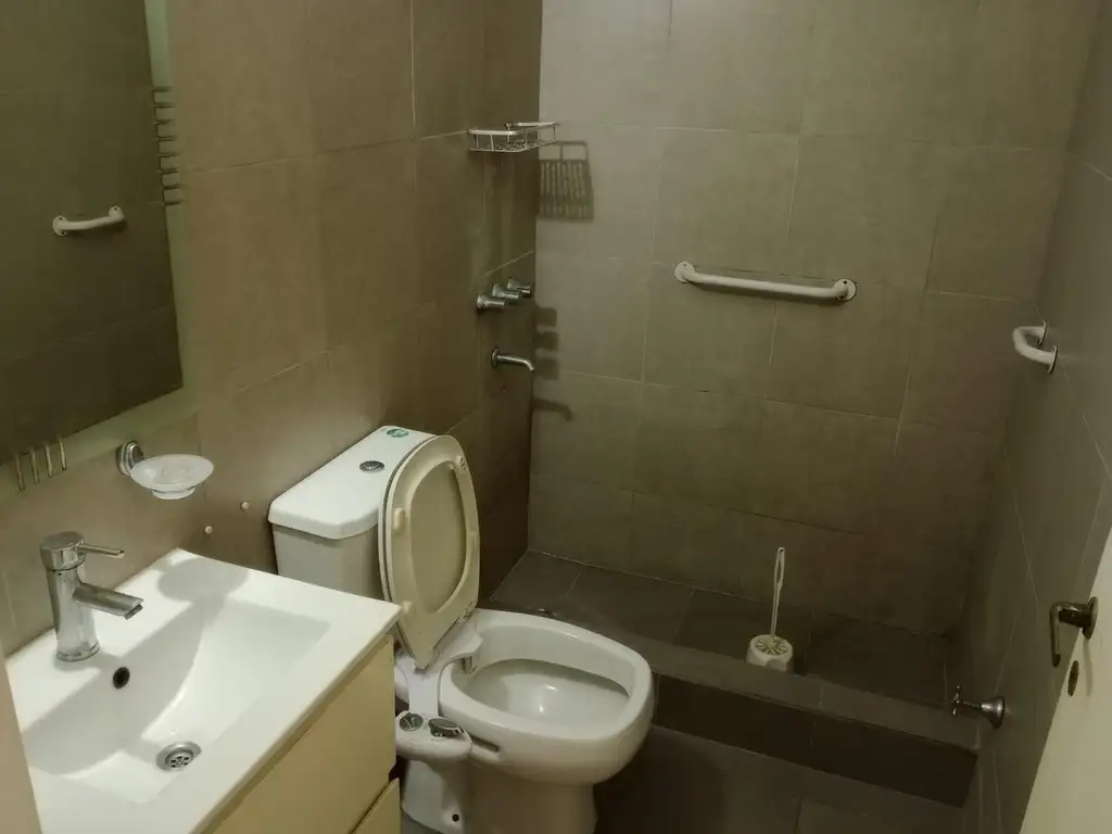 Foto de Alquiler departamento de 2 ambientes en Villa Real, imagen 2