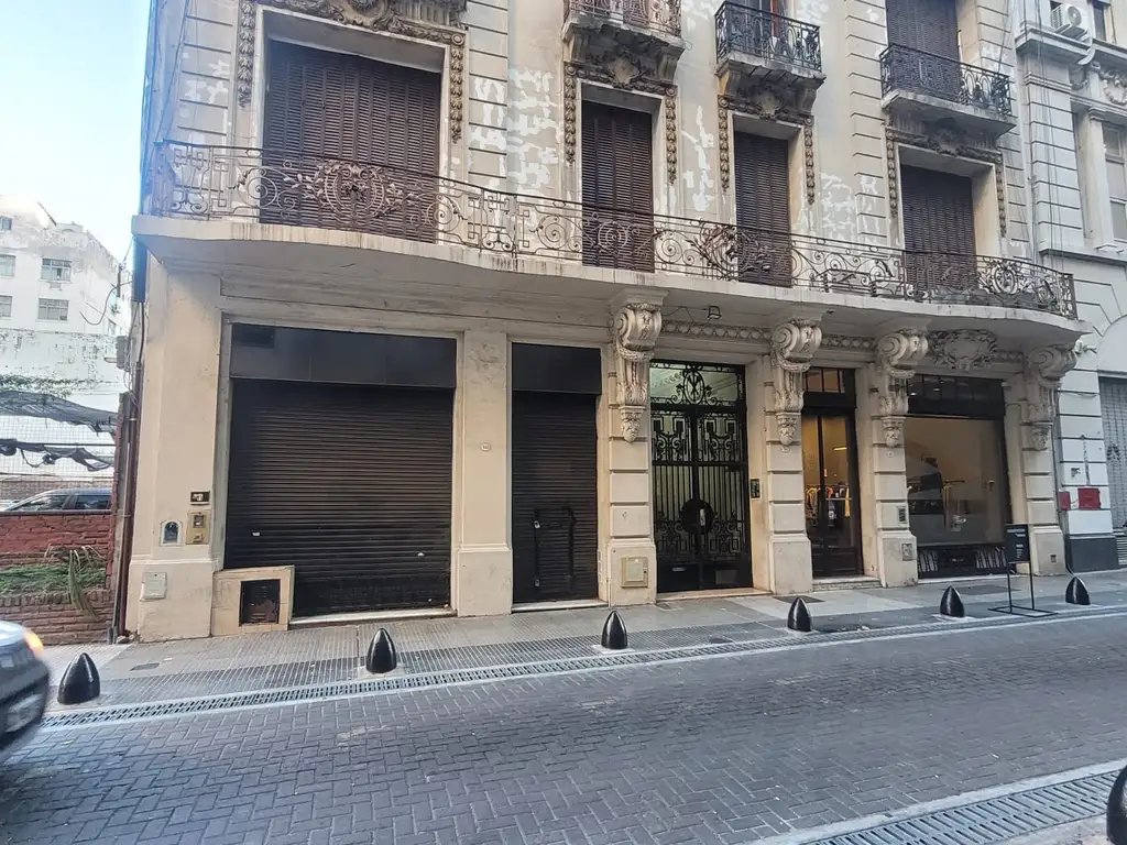 Foto de LOCAL AMPLIO - APTO TODO RUBRO - A MEDIA CUADRA DE LA 9 DE JULIO, imagen 3