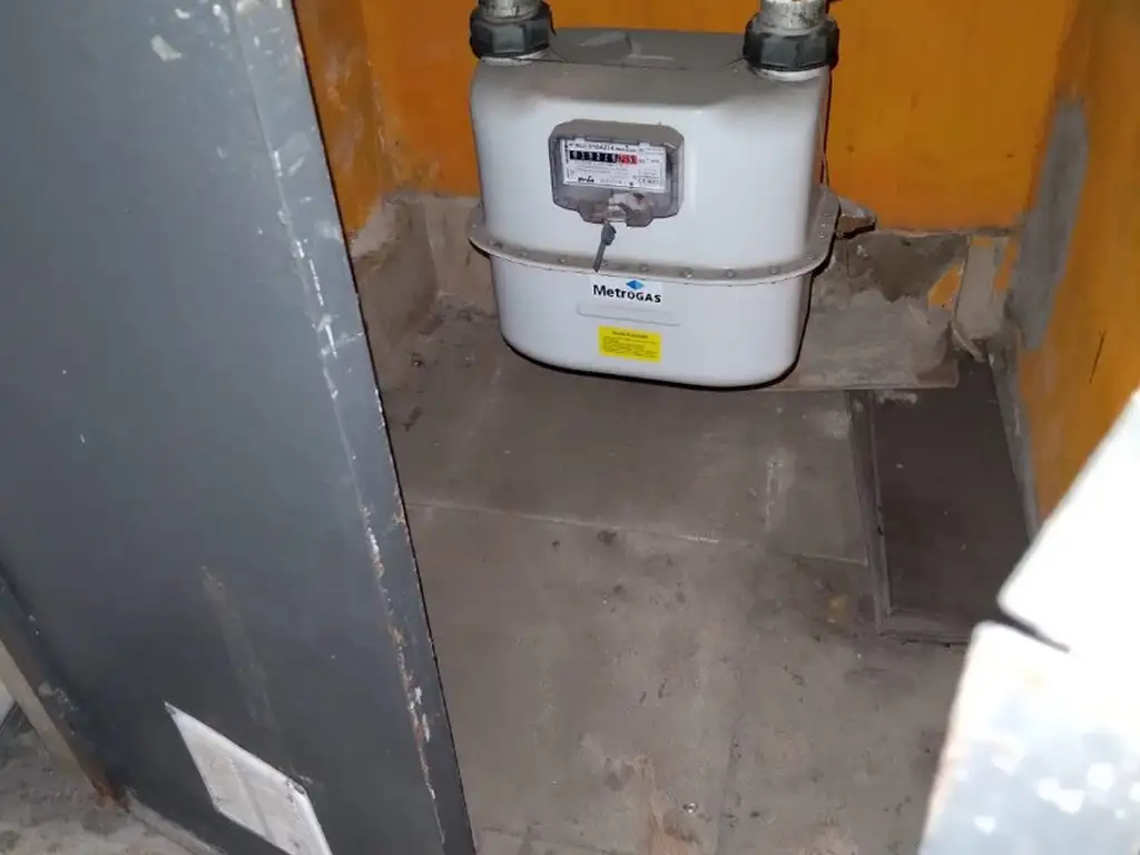 Foto de LOCAL AMPLIO - APTO TODO RUBRO - A MEDIA CUADRA DE LA 9 DE JULIO, imagen 5