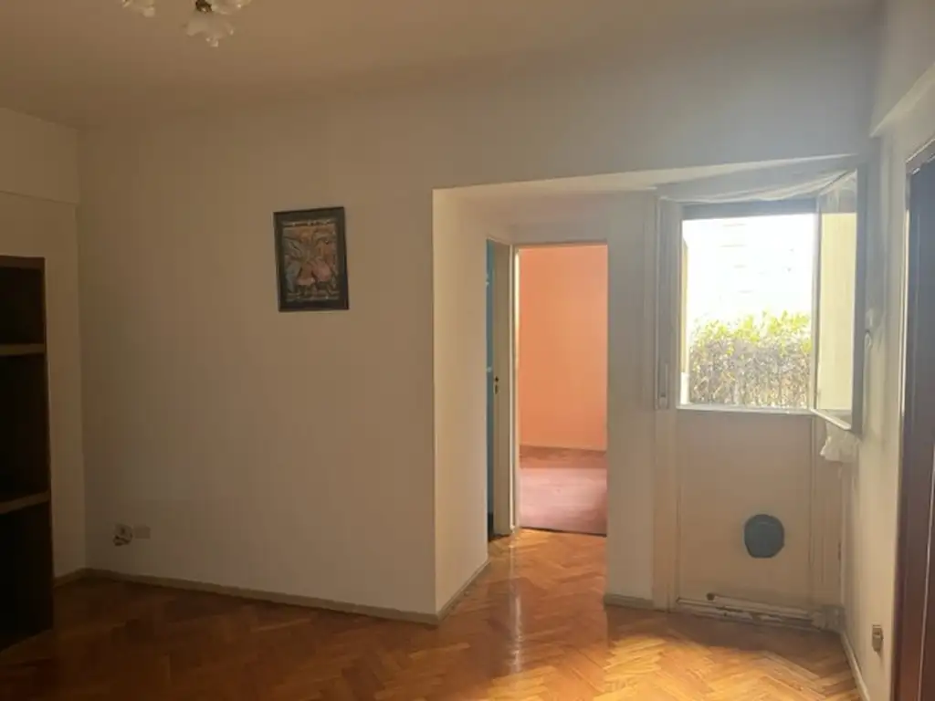Foto de VILLA DEL PARQUE: 2 ambientes cfte pleno corazón de Villa del Parque, imagen 4