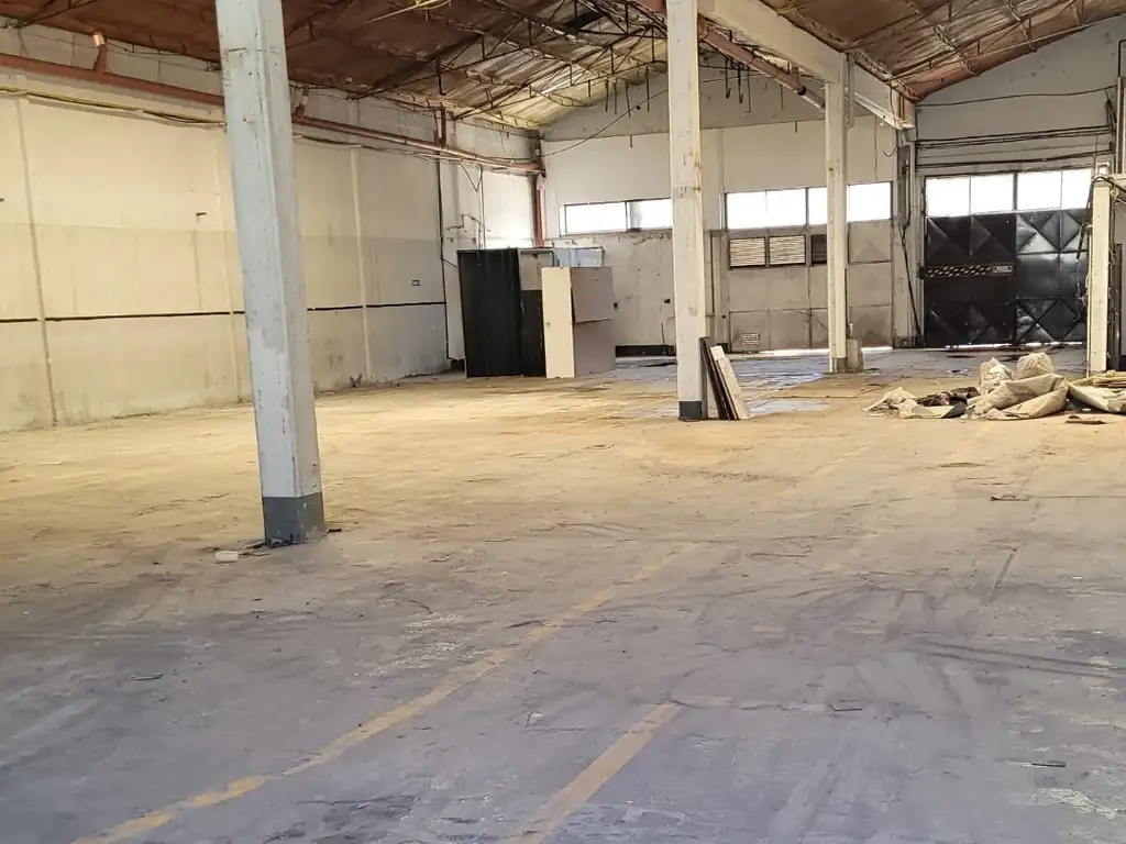 Foto de GALPON 1000M2 EXCELENTES ACCESOS ZONA INDUSTRIAL, imagen 1