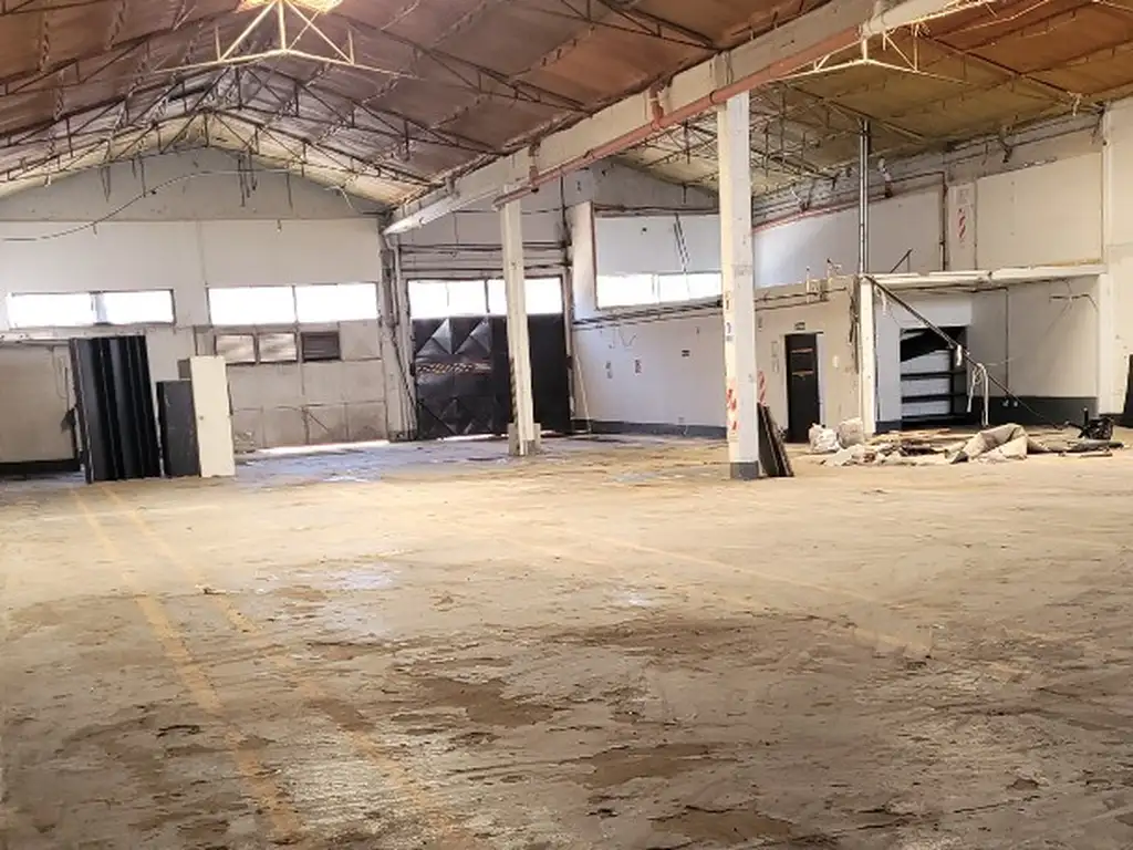Foto de GALPON 1000M2 EXCELENTES ACCESOS ZONA INDUSTRIAL, imagen 2