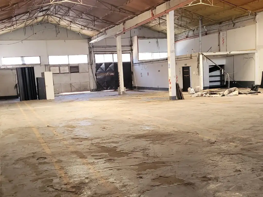 Foto de GALPON 1000M2 EXCELENTES ACCESOS ZONA INDUSTRIAL, imagen 4