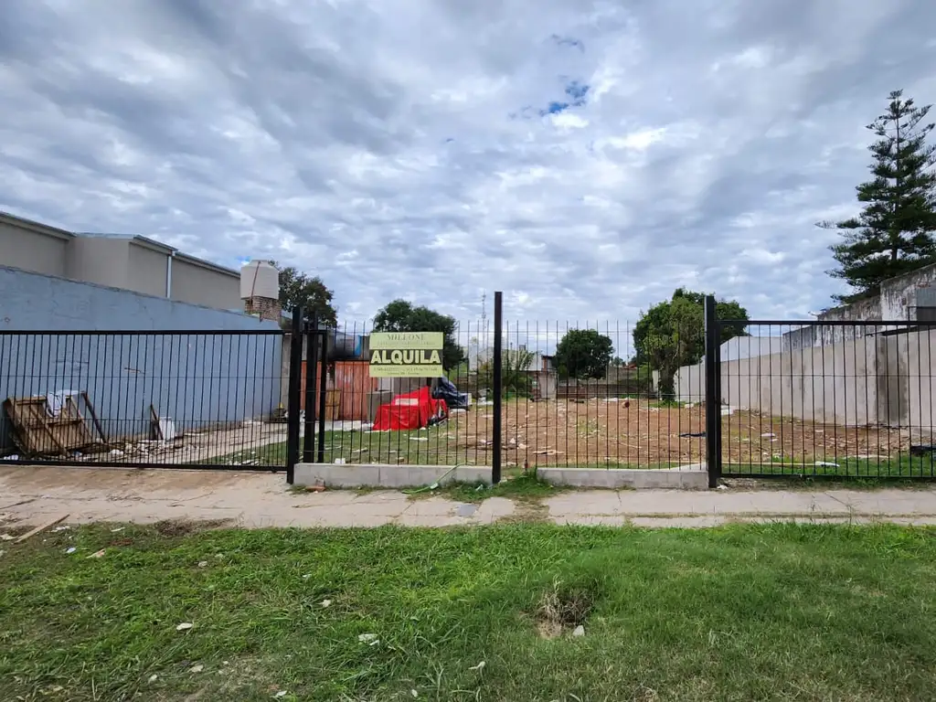Foto de TERRENO CENTRICO 600 M2 CON CASA Y GARAGE USO COMERCIAL, imagen 3