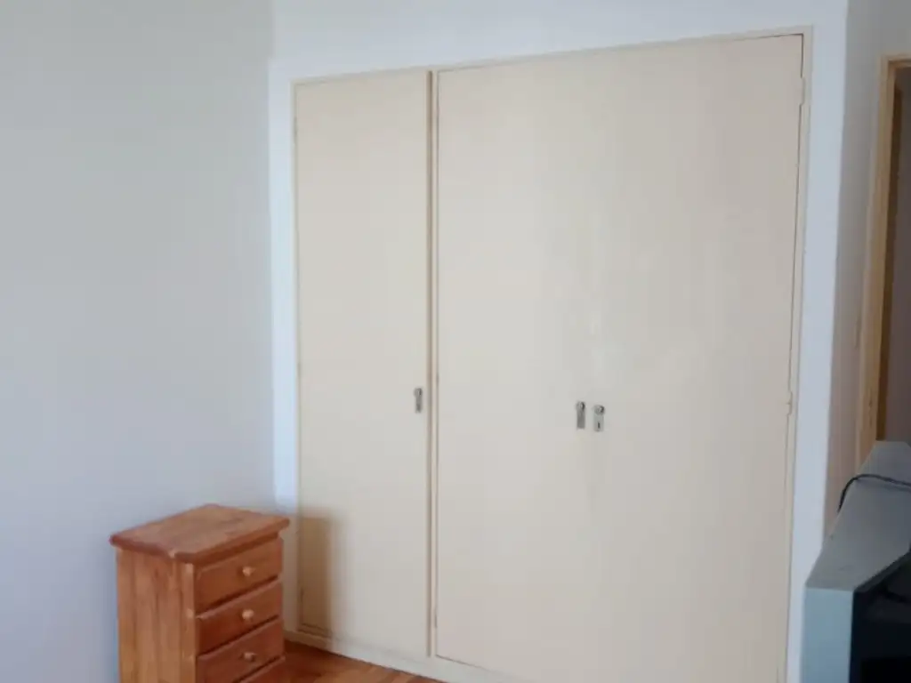 Foto de 2 AMBIENTES AMUEBLADOS CERCA DE FACULTAD MEDICINA Y ECONOMICAS, imagen 5