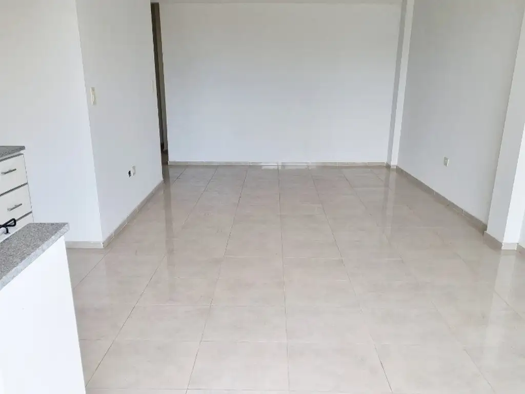 Foto de ÚLTIMO DISPONIBLE!! EXCELENTE 2 AMB de 52 m² a ESTRENAR con Lavadero, imagen 2