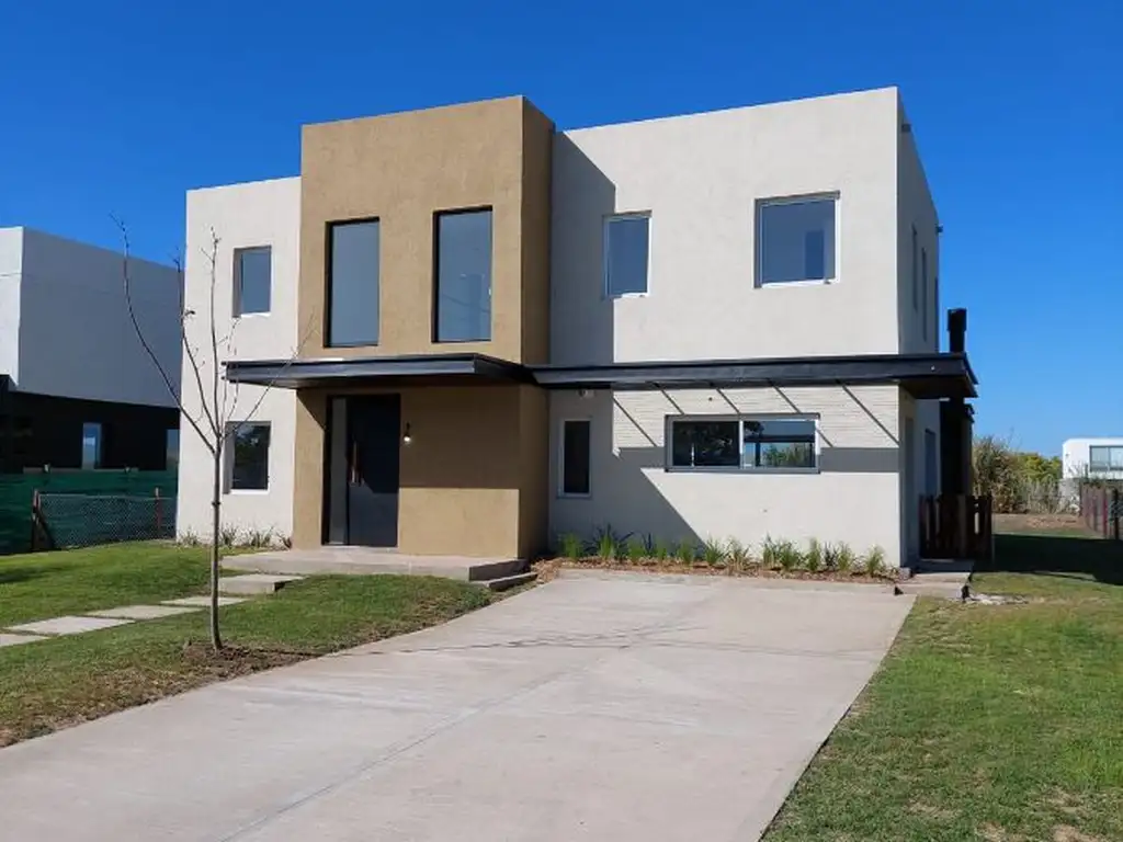 Casa en venta en Puertos del Lago - Ceibos 