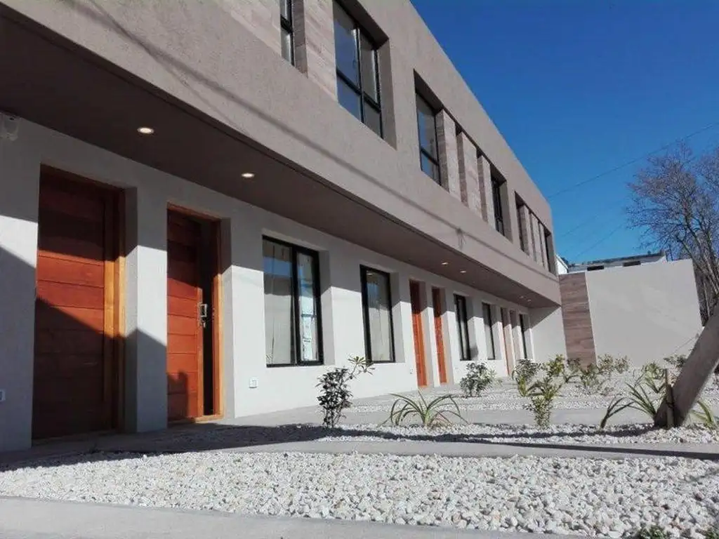 Foto de DUPLEX A ESTRENAR EXCELENTE CALIDAD A LA CALLE APTO CRÉDITO, imagen 3
