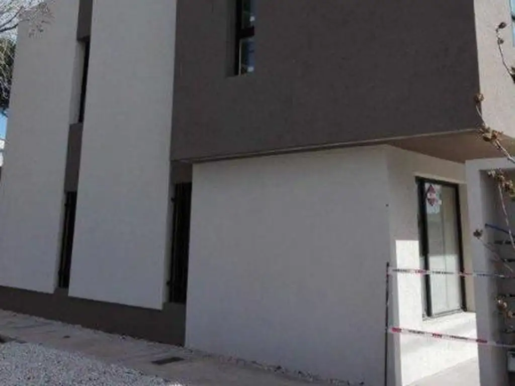 Foto de DUPLEX A ESTRENAR EXCELENTE CALIDAD A LA CALLE APTO CRÉDITO, imagen 1