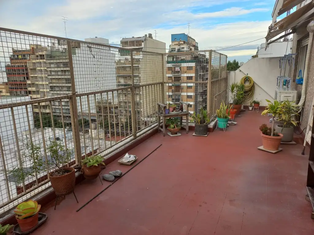 Foto de Flores - Semipiso al frente 3 amb. c/dependencia y balcón terraza, imagen 5