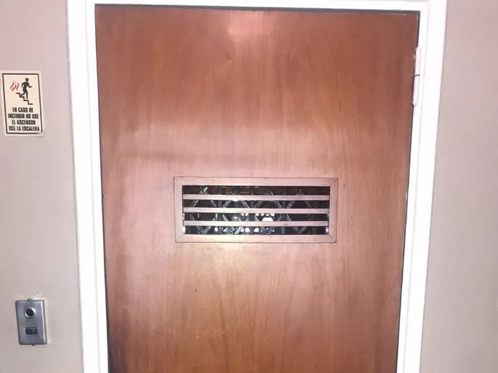 Foto de Oficina en alquiler Lavalle 1471, imagen 5
