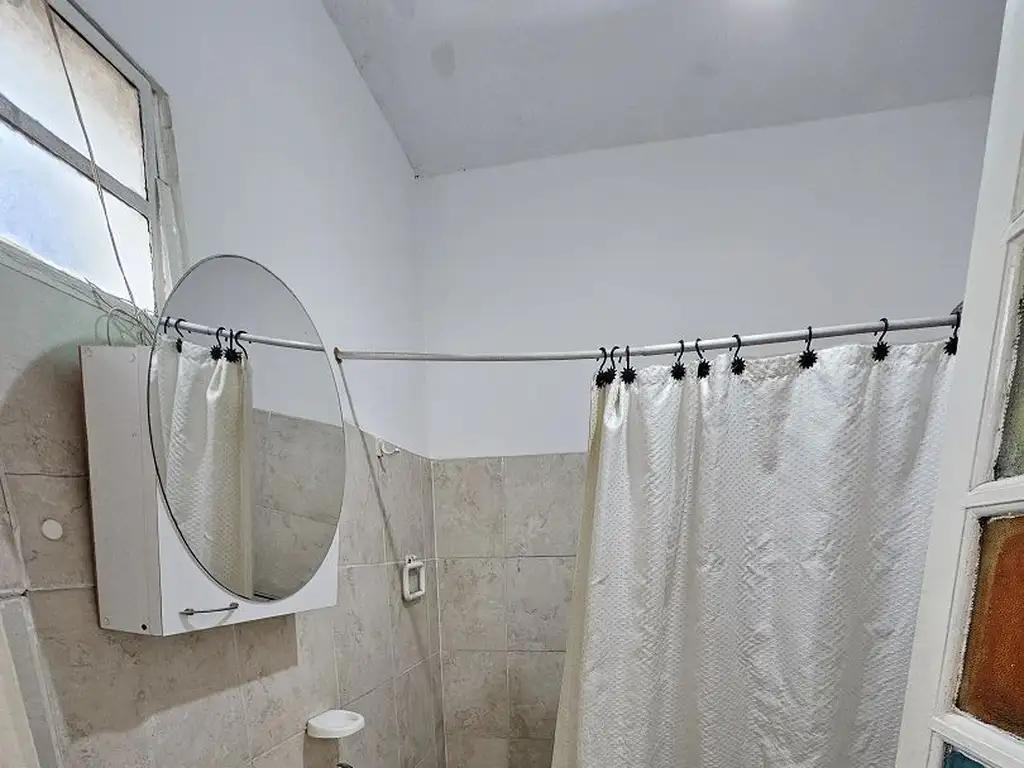 Foto de Casa 3 Ambientes con Garage Patio Parrilla Lavadero y Terraza, imagen 2