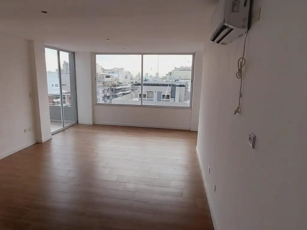 Foto de INCREIBLE PENTAHOUSE 4 AMBIENTES c/DEP, BAULERA Y COCHERA, imagen 3