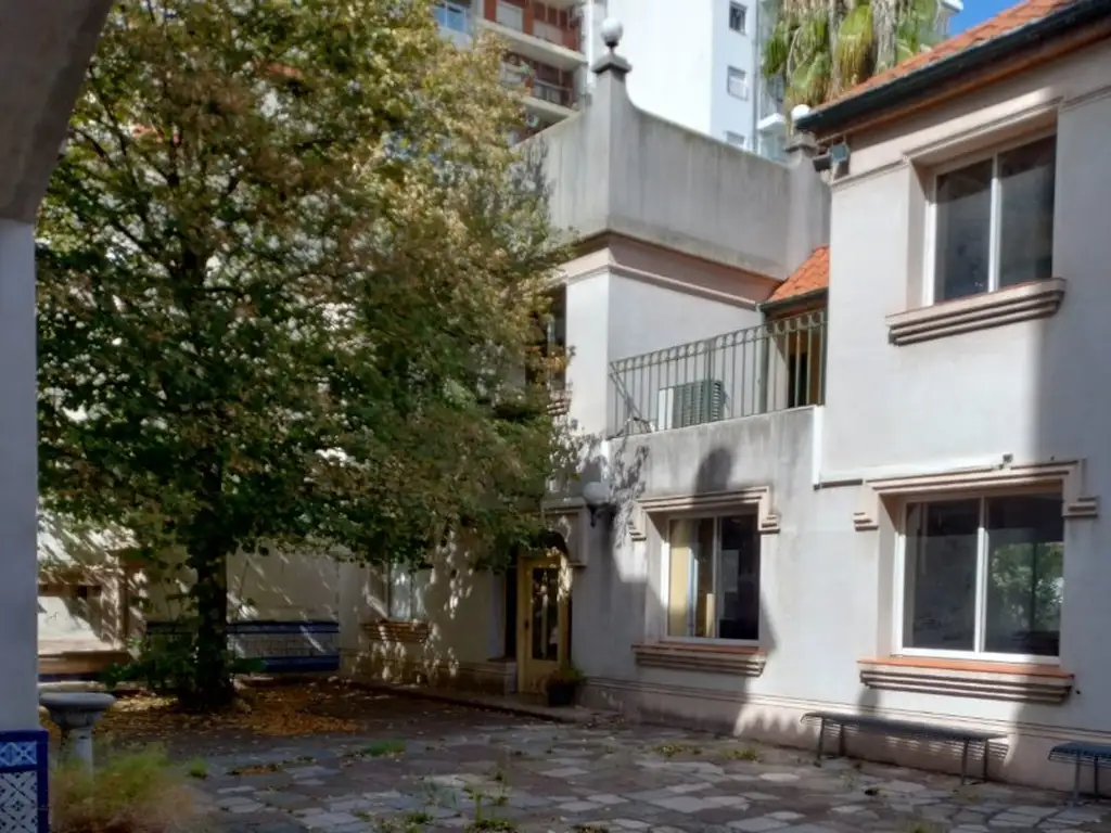 Foto de PALACETE CATALAN 1500 M2, imagen 5
