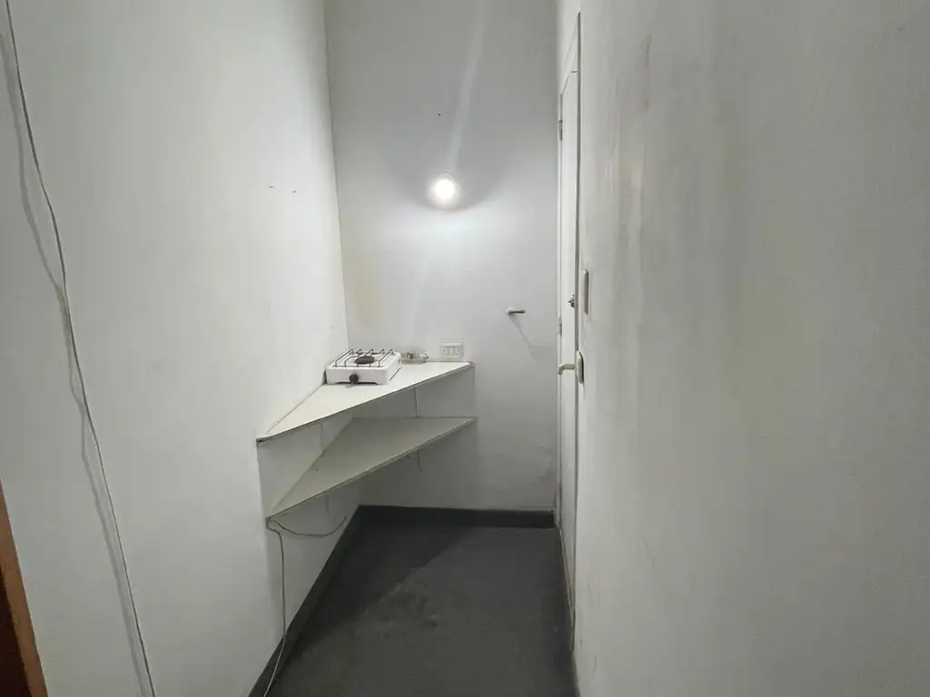 Foto de 41 E/ 18 Y 19- Local al frente, imagen 4