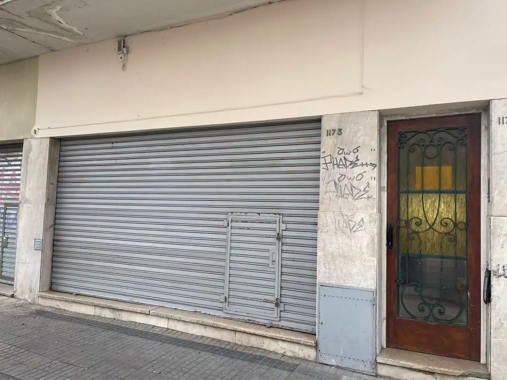 Foto de 41 E/ 18 Y 19- Local al frente, imagen 2
