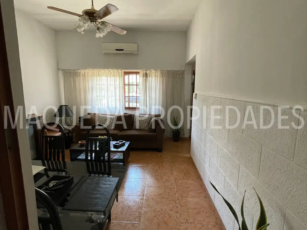 Foto de 2 DEPARTAMENTOS EN BLOCK DOS PLANTAS IDEAL PARA 2/3 FAMILIAS O FAMILIA, imagen 2