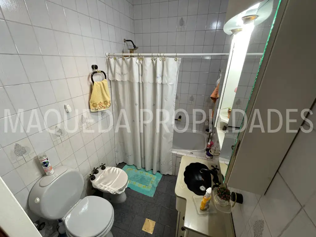 Foto de 2 DEPARTAMENTOS EN BLOCK DOS PLANTAS IDEAL PARA 2/3 FAMILIAS O FAMILIA, imagen 4