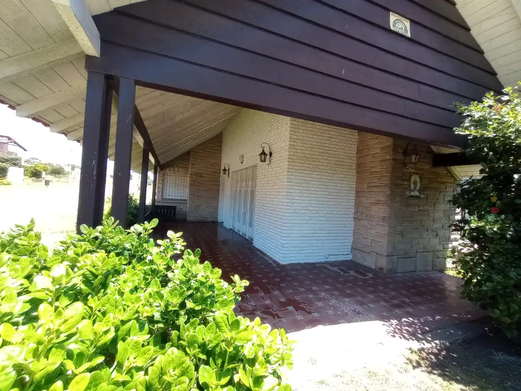 Foto de Chalet en esquina con vista al mar en Punta Mogotes, imagen 4