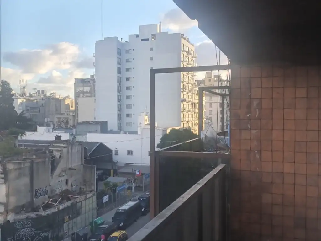 Foto de monoambiente con balcón, imagen 1