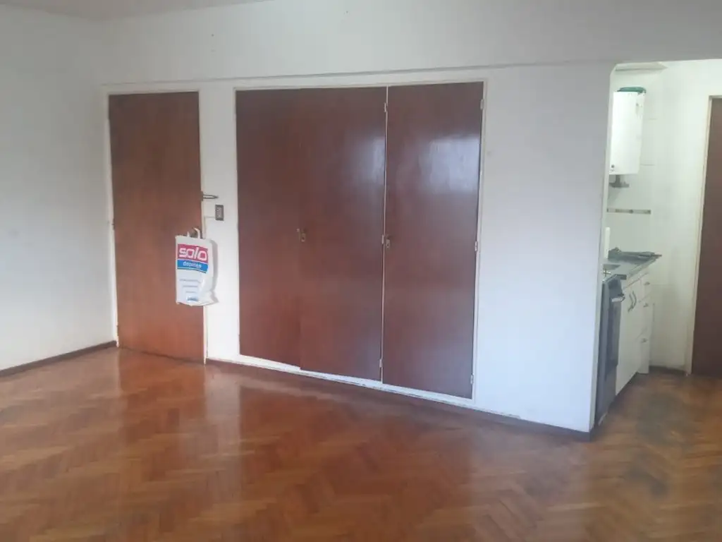 Foto de monoambiente con balcón, imagen 3