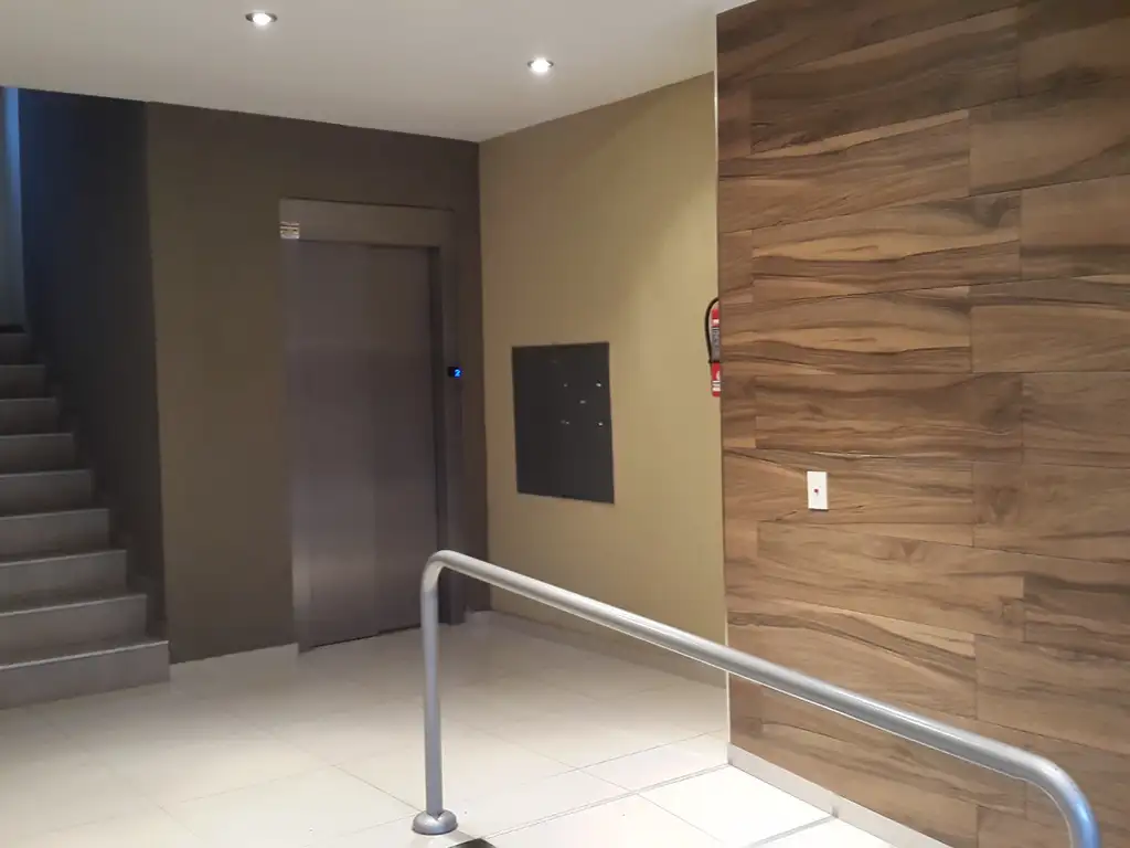 Foto de DEPARTAMENTO 2 AMBIENTES EN ALQUILER MERLO CENTRO, imagen 3
