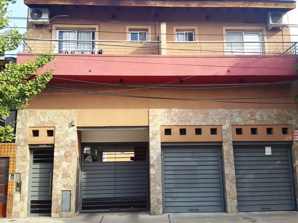 Foto de DEPARTAMENTO 2 AMB CON COCHERA EN ALQUILER, imagen 4