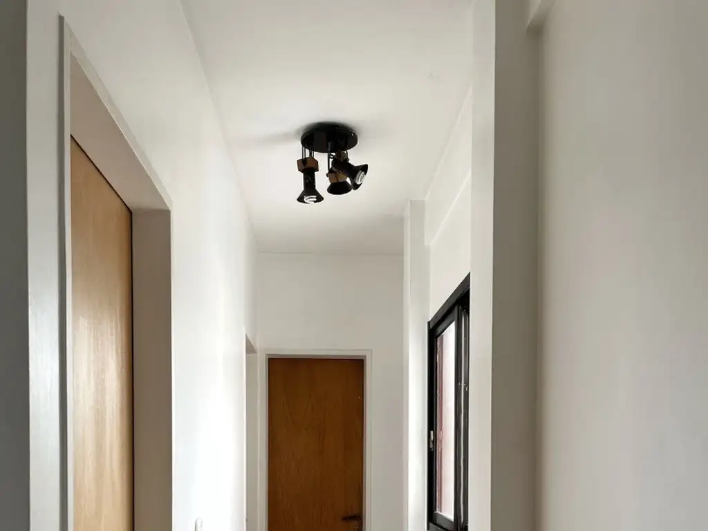 Foto de EXCELENTE DEP.TO 2 AMBIENTES - ESPACIO COCHERA, imagen 5