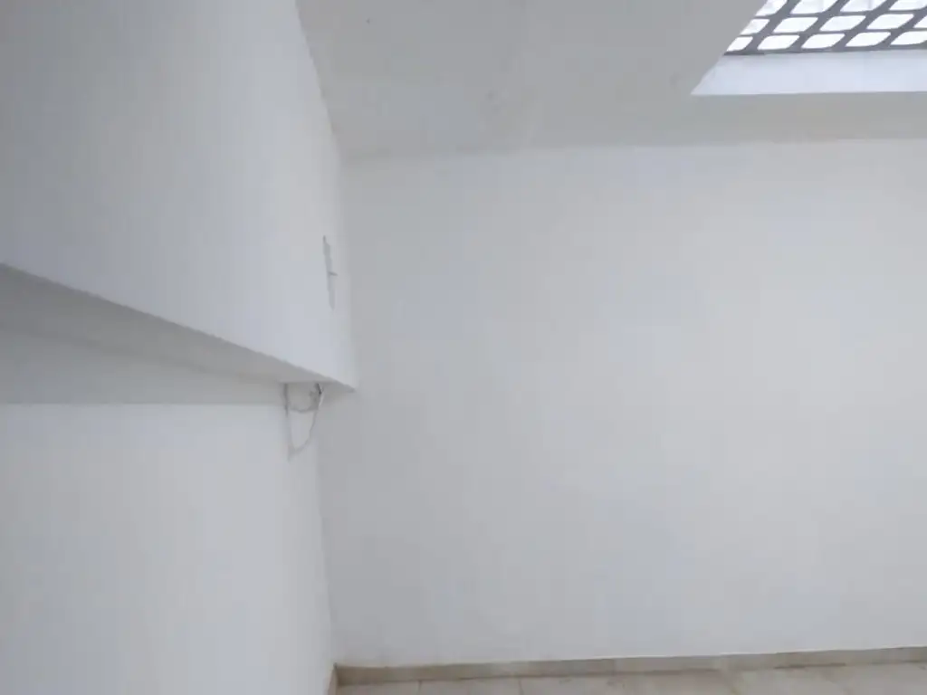 Foto de Local Comercial muy buen estado a mts de la 9 de Julio, imagen 4