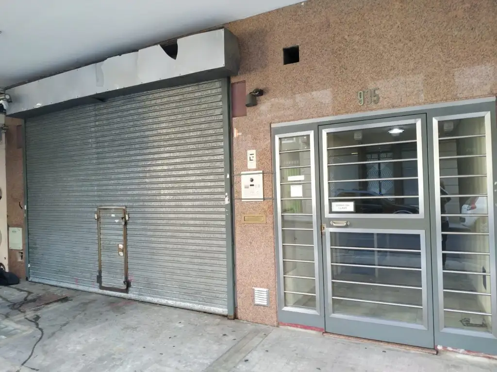 Foto de Local Comercial muy buen estado a mts de la 9 de Julio, imagen 5