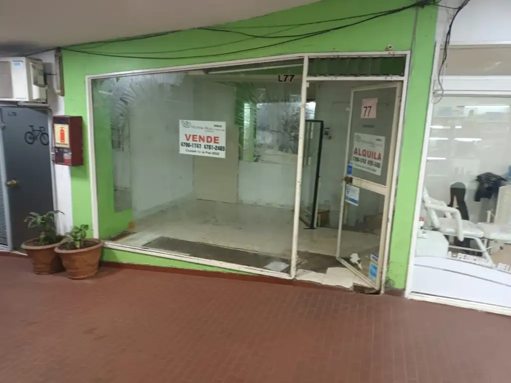 Foto de VENTA DE LOCAL EN GALERÍA AV. CABILDO 2040 BELGRANO CABA, imagen 2