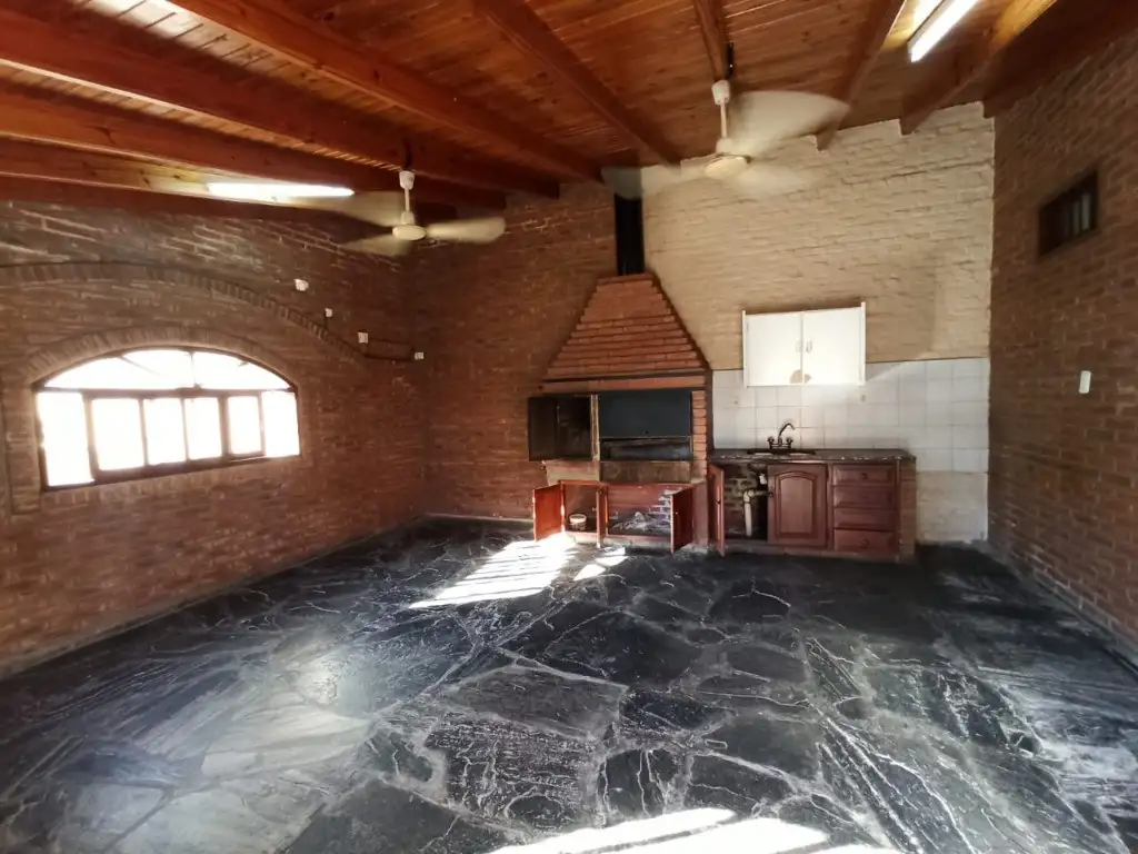 Foto de CASAS - QUINTA - SAN MARTÍN ESTE-OESTE, PRESIDENTE ROQUE SÁENZ PEÑA, imagen 1