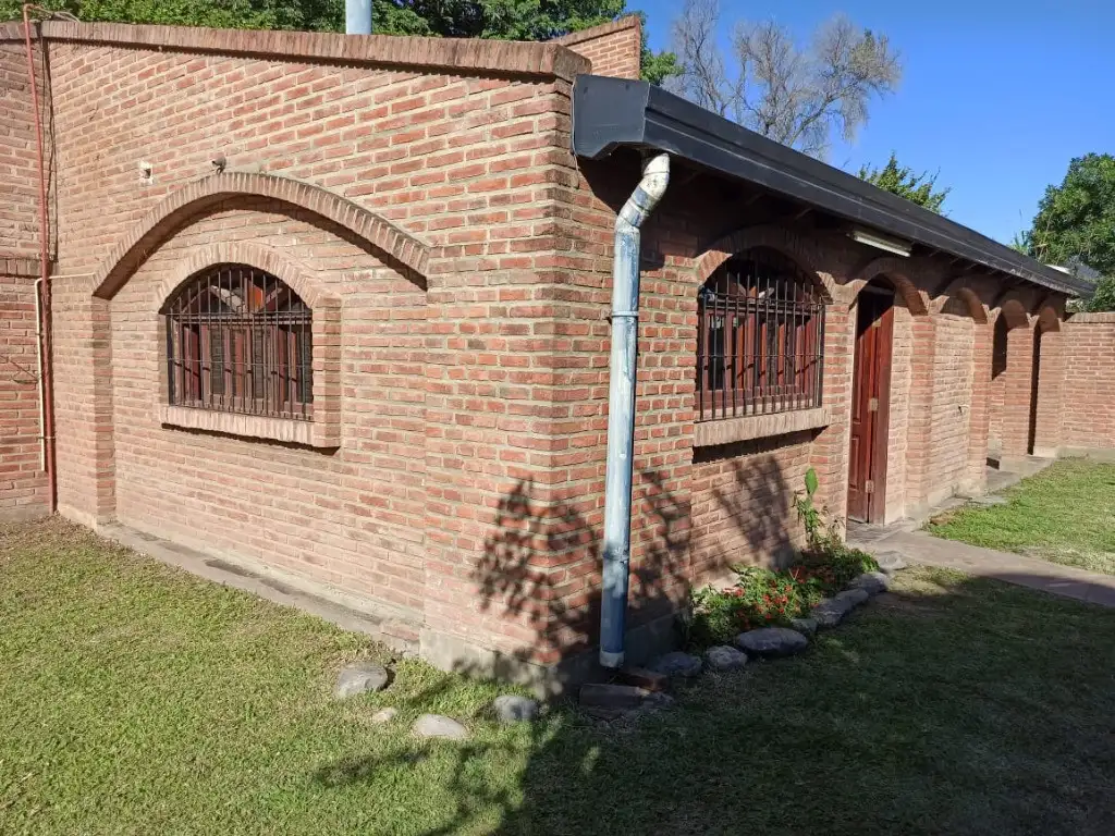 Foto de CASAS - QUINTA - SAN MARTÍN ESTE-OESTE, PRESIDENTE ROQUE SÁENZ PEÑA, imagen 5
