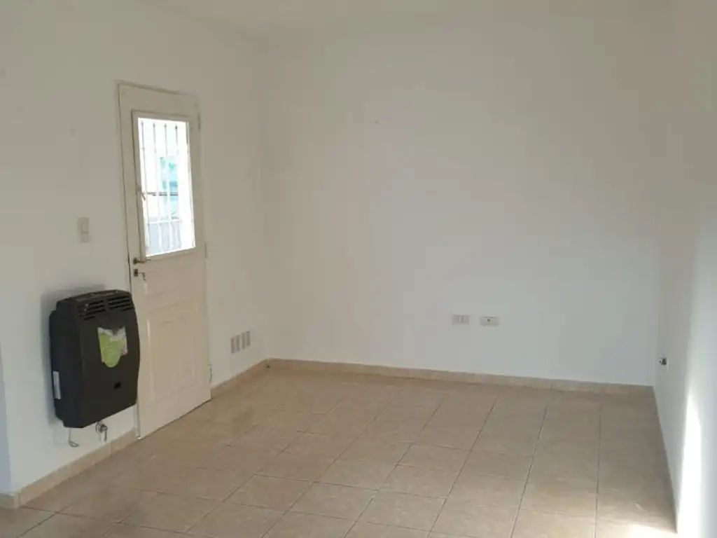 Foto de Departamento en alquiler - Marcos Paz, imagen 1