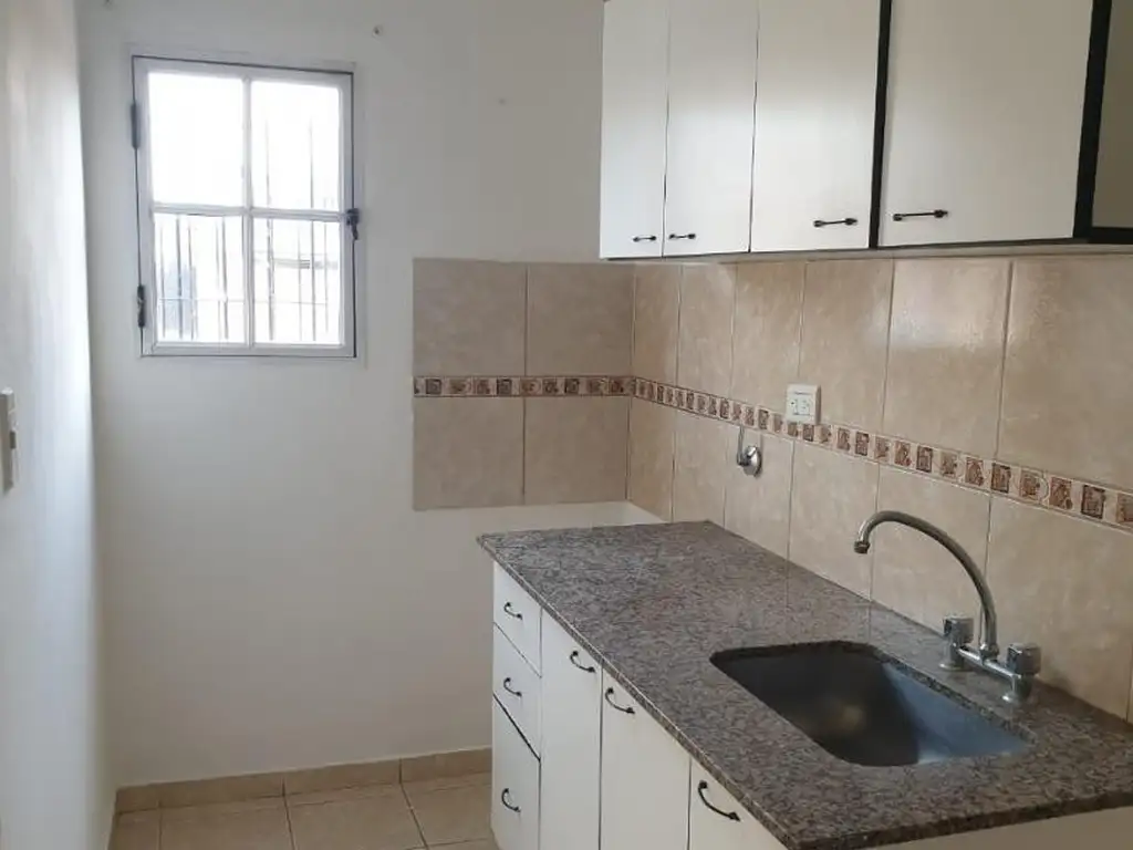 Foto de Departamento en alquiler - Marcos Paz, imagen 3