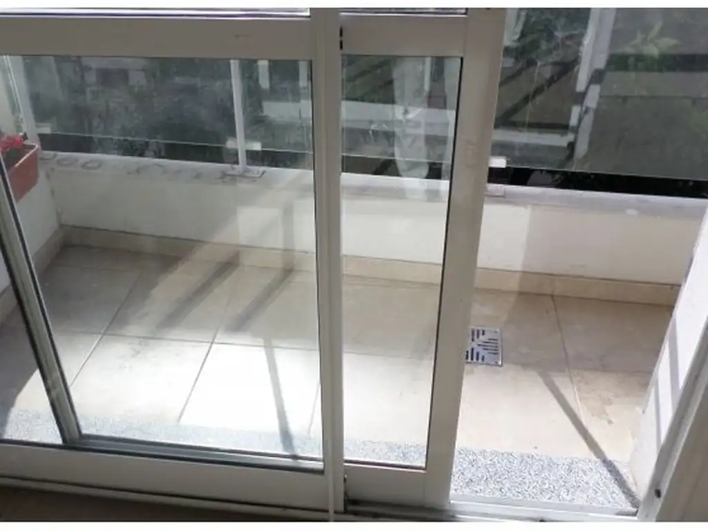 Foto de Departamento Monoambiente c/ balcón - Ayacucho 1600, imagen 3